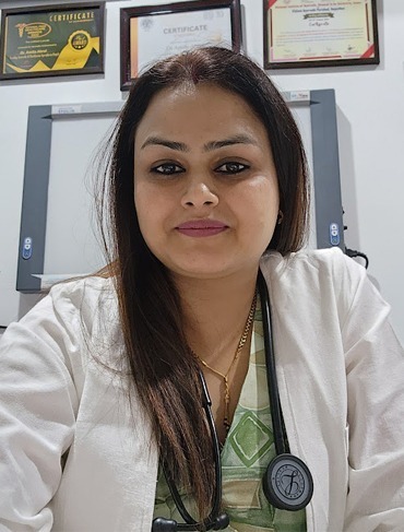 Dr. Amita Abrol, Ayurvedic physician at Dr. Abrol Ayurveda & Panchkarma Hospital